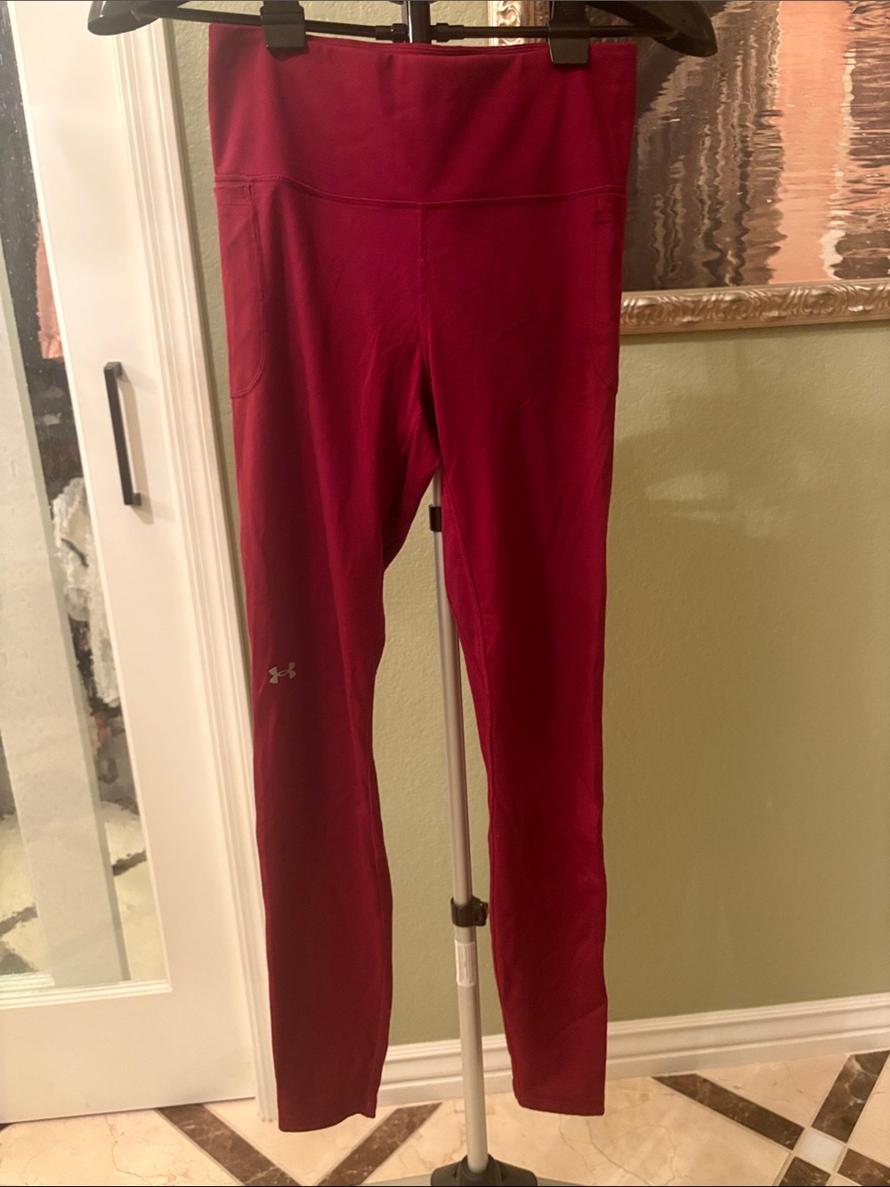 Under Armour Women’s Burgundy High-Rise Performance Leggings